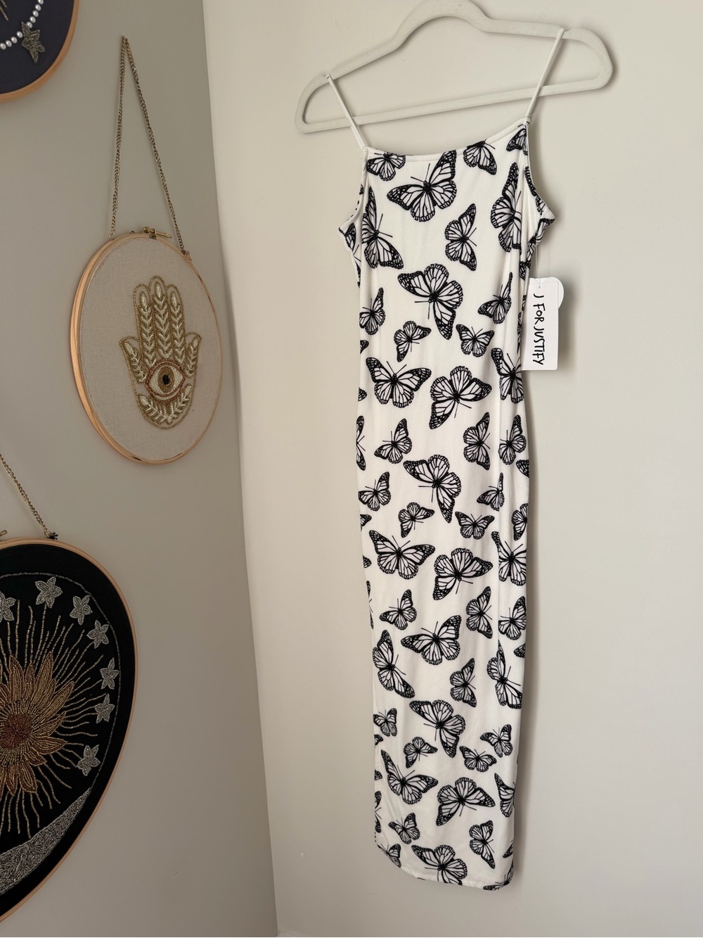 White black Butterfly Print spaghetti strap Maxi Dress